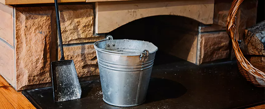 Clean The Fireplace Mantle And Hearth in Lakeside, Florida